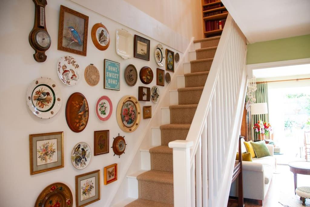 2 Bedroom House In Near Goodwood And Wittering Beaches